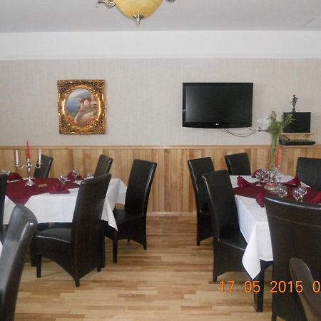 Pensiunea Bianca Botoşani Exterior foto